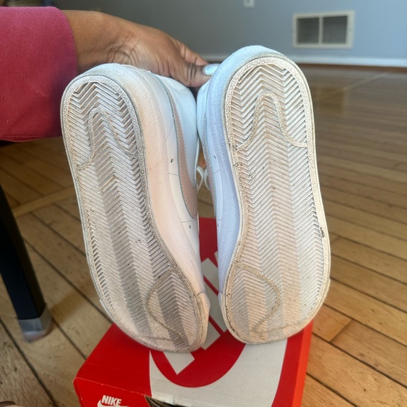 Nike Blazer Mid '77 Womens Size 6 Casual Shoe White Pink Oxford CZ1055-118 - Picture 4 of 12